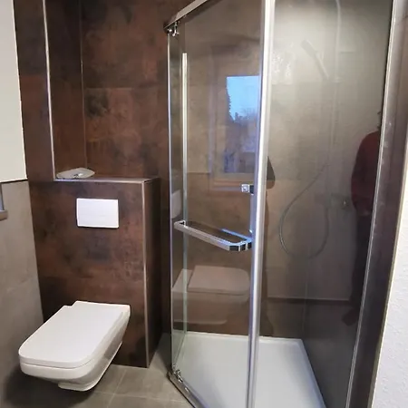 Unter Den Eichen Am Stettiner Haff 아파트 *