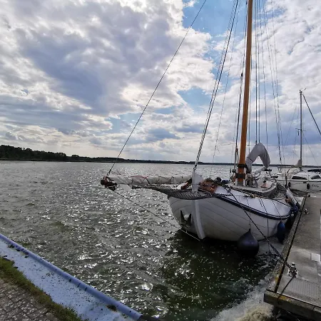 Unter Den Eichen Am Stettiner Haff Luckow (Mecklenburg-Vorpommern)